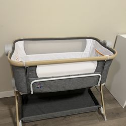 Baby Bassinet Bedside Sleeper for Baby, Baby Crib Bed for Newborn Infant