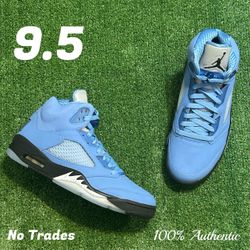 Size 9.5 Air Jordan 5 Retro “UNC” 🩵