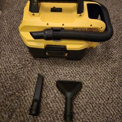 DeWalt vacuum