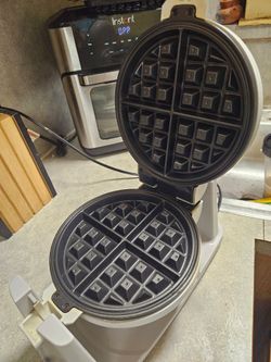 Waffle maker