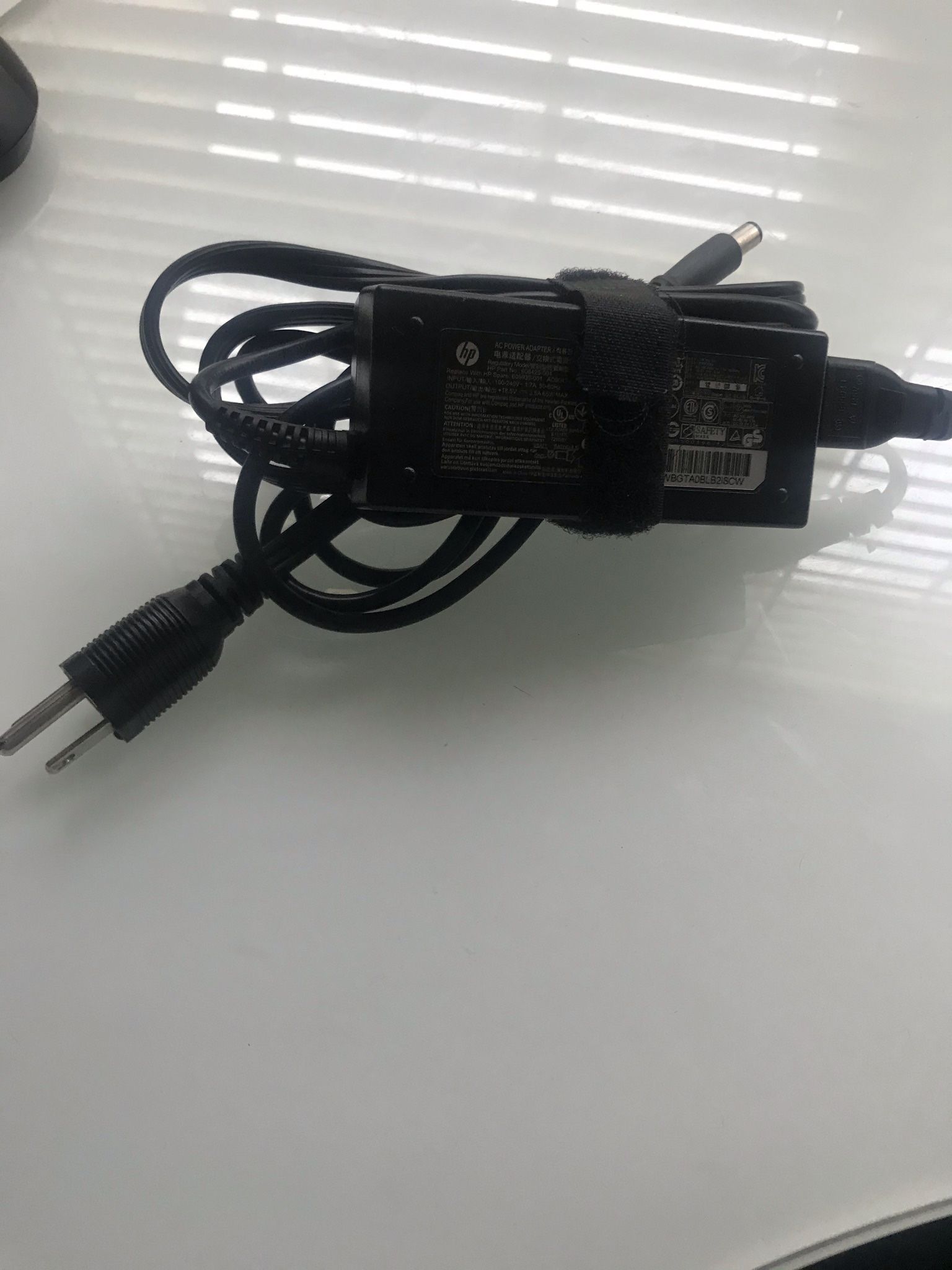 HP Laptop Charger Round Circle