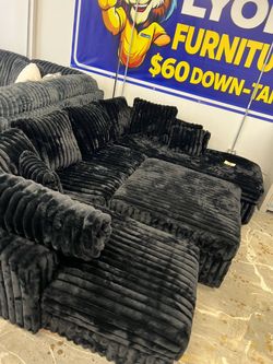 Stunning stylish cozy Sectional!