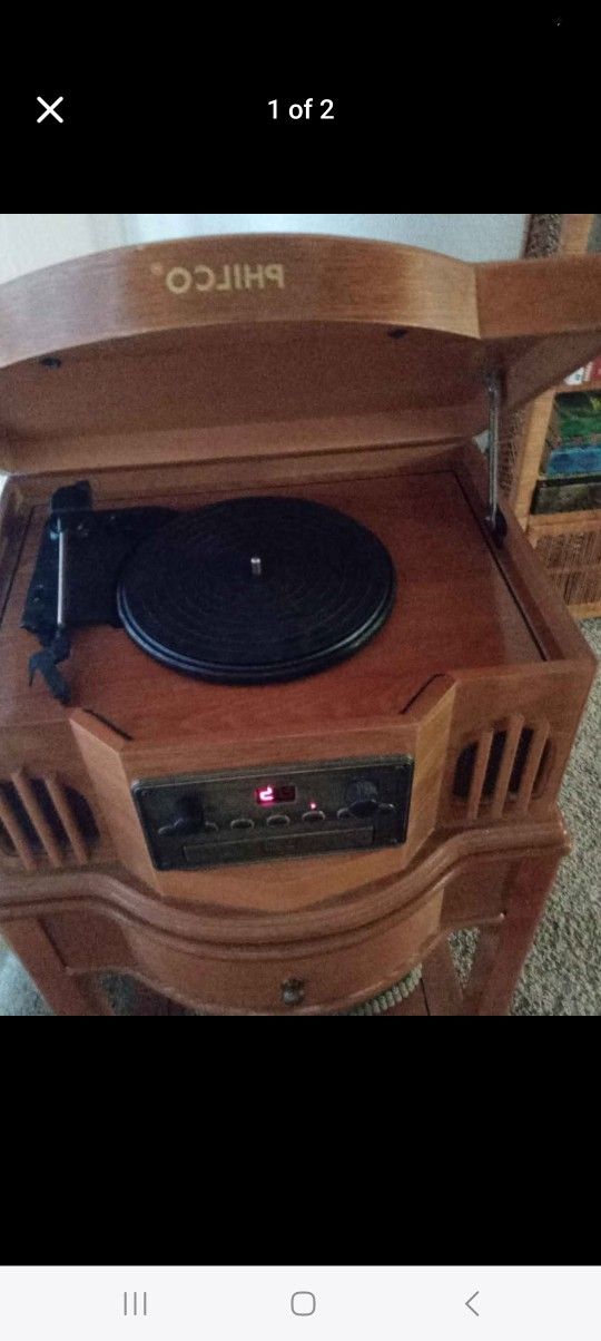Philco 3 N 1 Record, CD And Cassette Player
