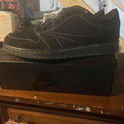 Jordan 1 Travis Scott Phantom Black Lows 