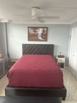 Queen size Bed