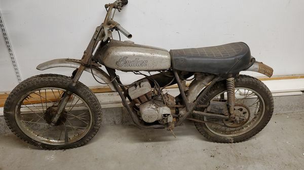 Photo Rare 1970 Indian Dirt bike motorcycle