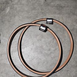 700x28c Tires