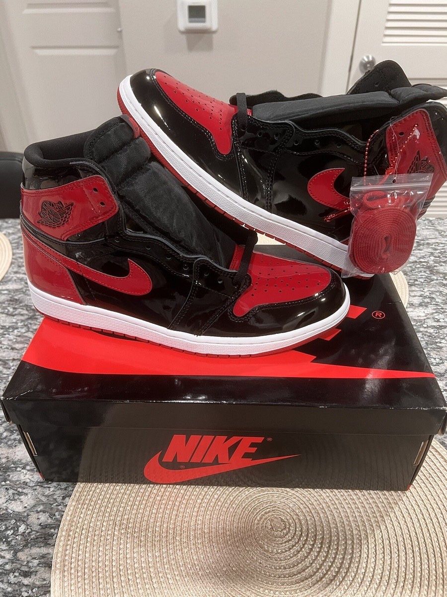 Jordan 1 High Patent Red Retro OG sz11.5