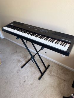 Alesis Keyboard Recital Pro 88-Key weighted with stand