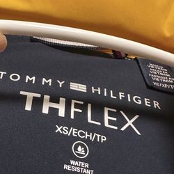 YELLOW TOMMY HILFIGER PUFFY JACKET