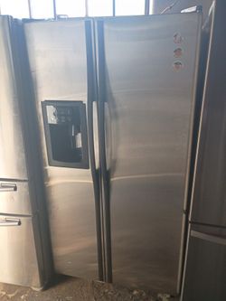 Stainless Steel Side By Side Refrigerator 
