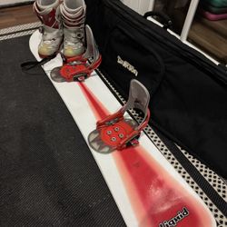 Snowboard + Bag