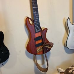 Schecter Stiletto 5 Bass (unstrung)