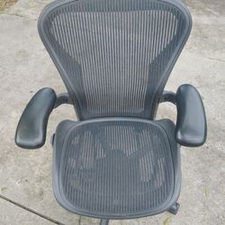 Aeron chair