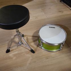 Evans G2 drum and drum throne 