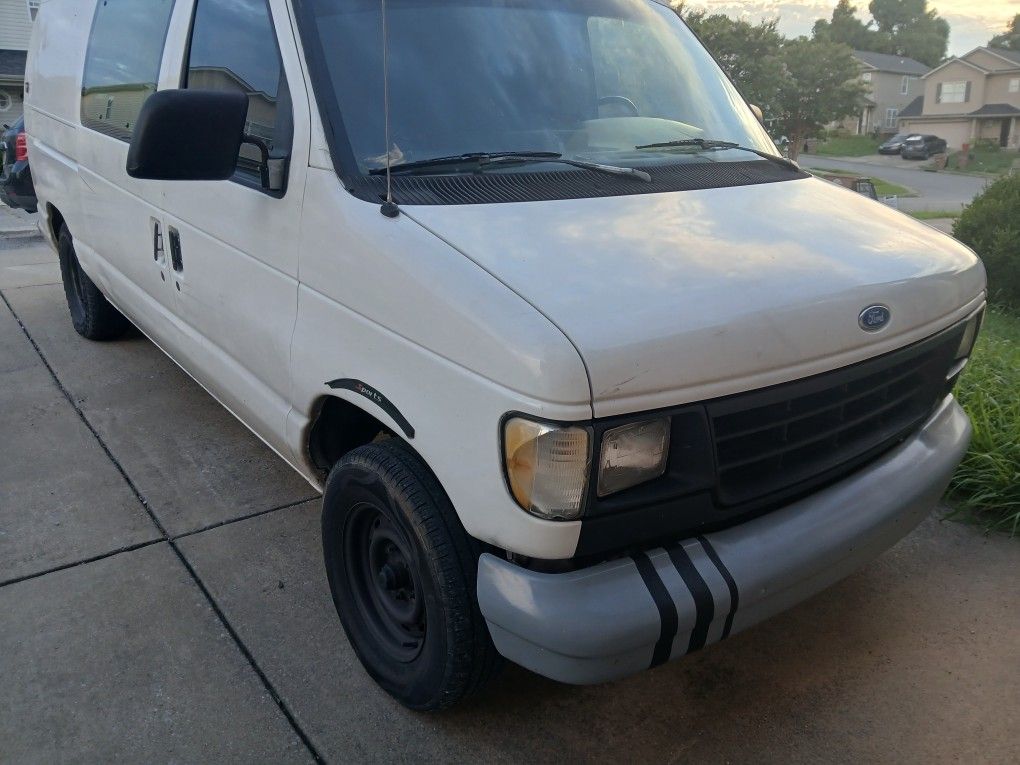 1993 Ford E-150