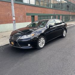 2013 Lexus ES 300h