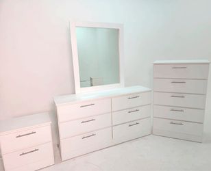DRESSER WITH MIRROR, CHEST AND ONE NIGHTSTAND