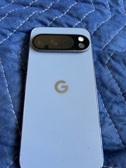 Google Pixel 10 Pro - 128GB - Excellent Condition - Locked