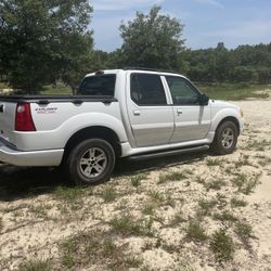 2005 Ford Explorer Sport Trac