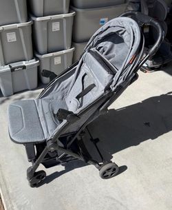 Stroller $5