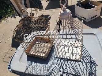 2 Distressed Bird Houses