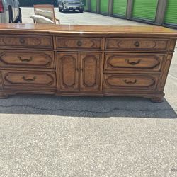 3 Piece Solid Thomasville Dresser Armoire Mirror 