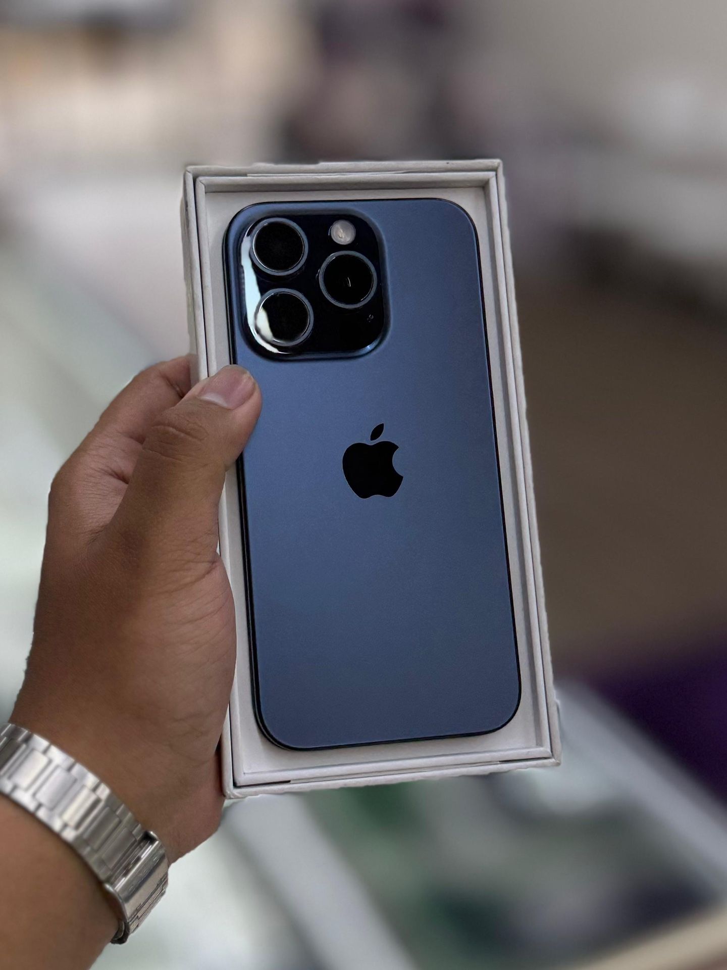 iPhone 15 Pro Unlocked