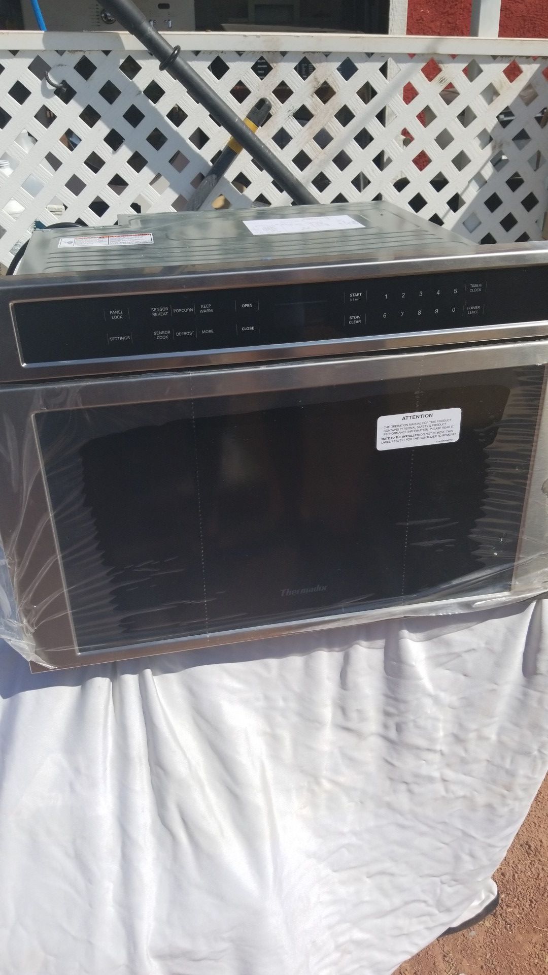 Thermador microwave