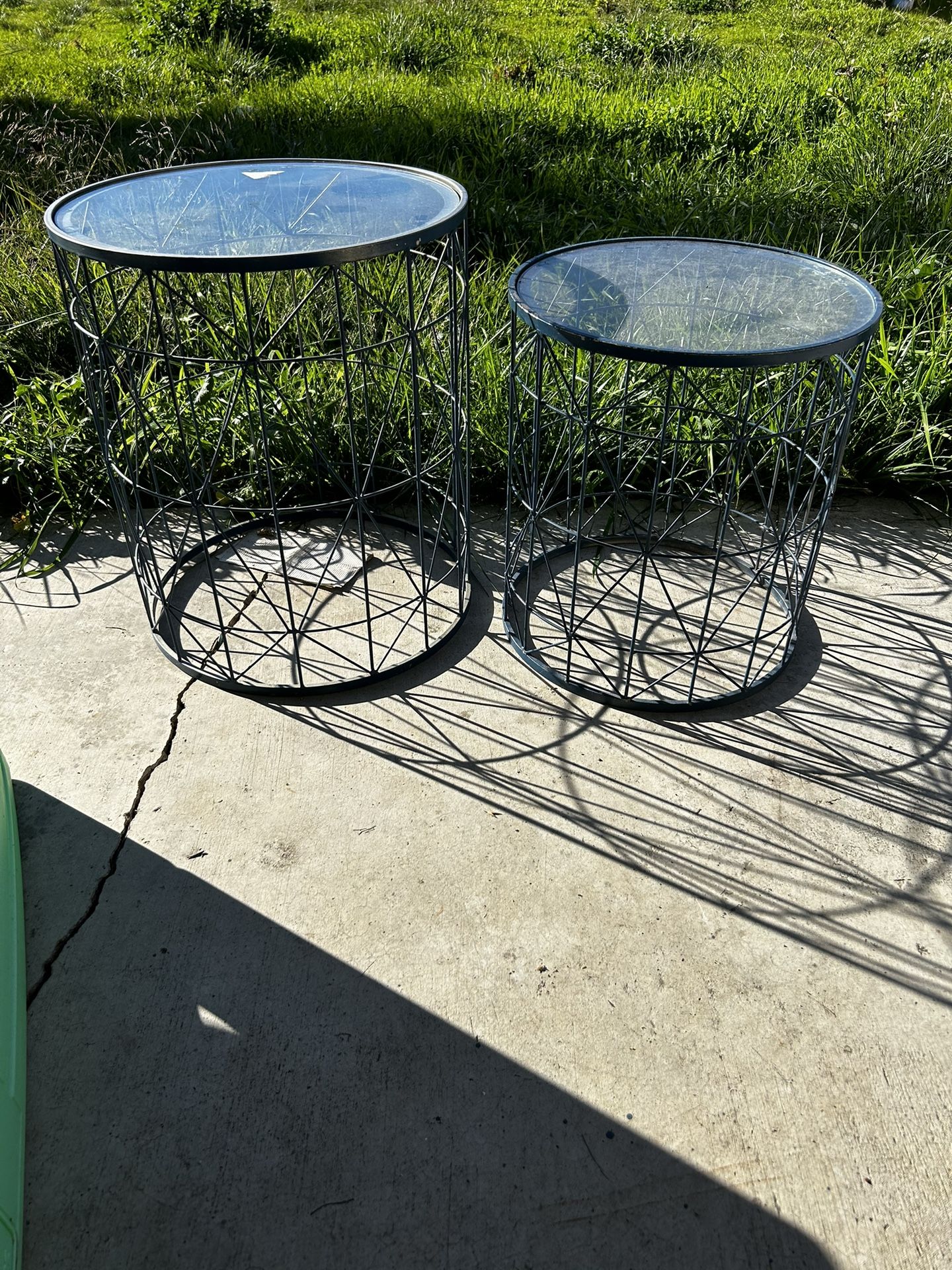 Tables Ends