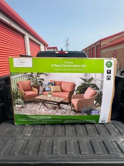 Mainstays Chelsea Outdoor Patio Steel 4-Pieces Deeping Seating Set with Terra Cotta Cushions