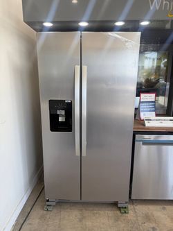 Whirlpool® 36" Side-by-Side Refrigerator — Fingerprint-Resistant Stainless
