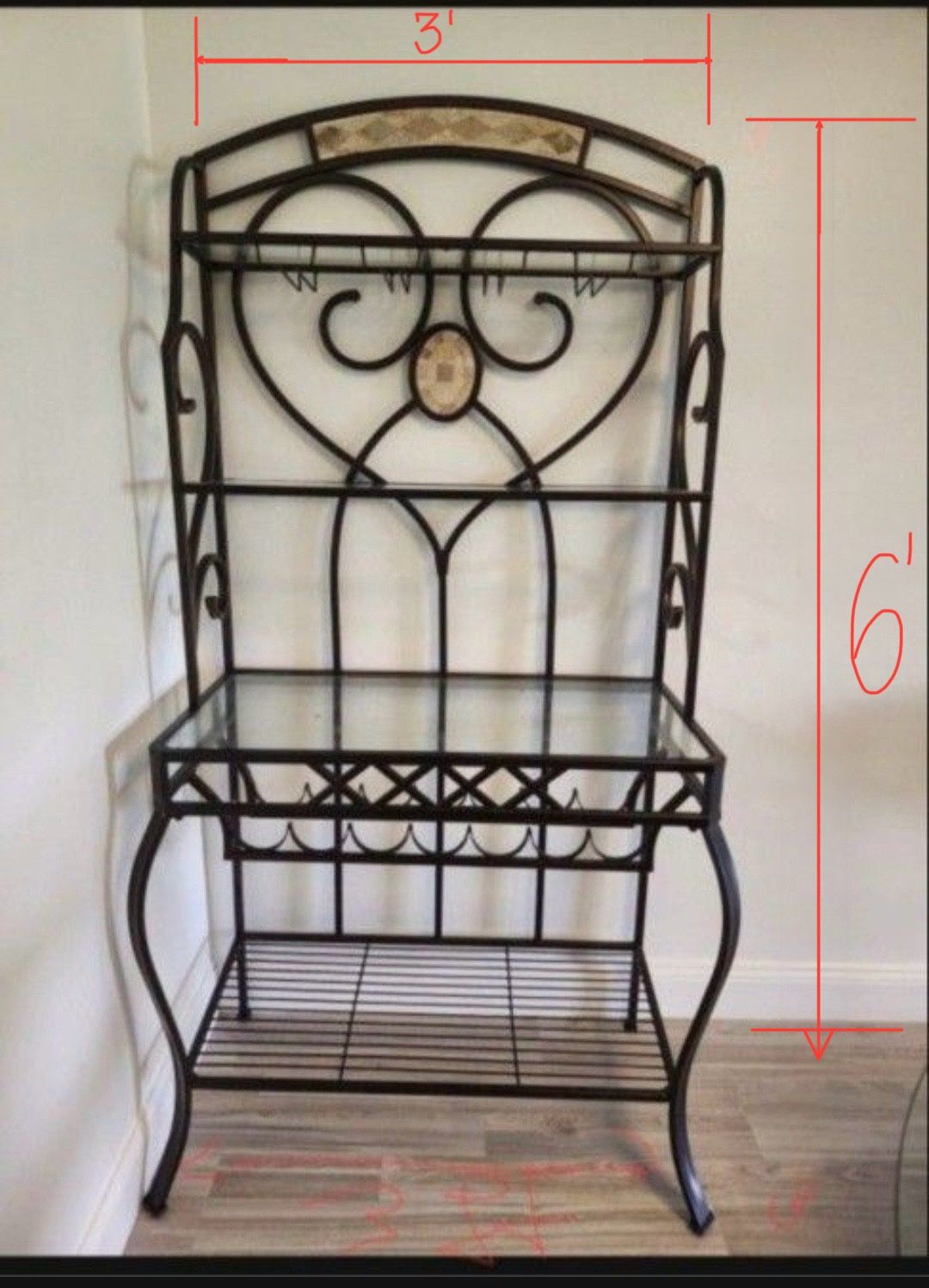 Baker’s Rack/ Wine Bottles Storage
