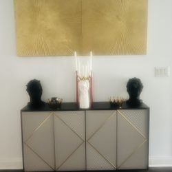 Hallway / Dining Room Buffet Table