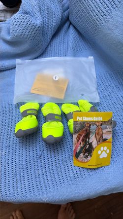 QUMY Dog Shoes Set of 4