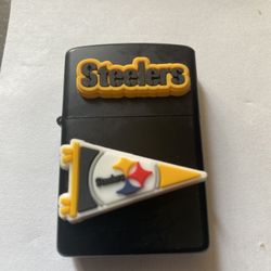 Pittsburgh Steelers fliptop lighter new without fuel