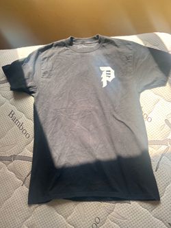 Primitive X Guns n roses T shirt