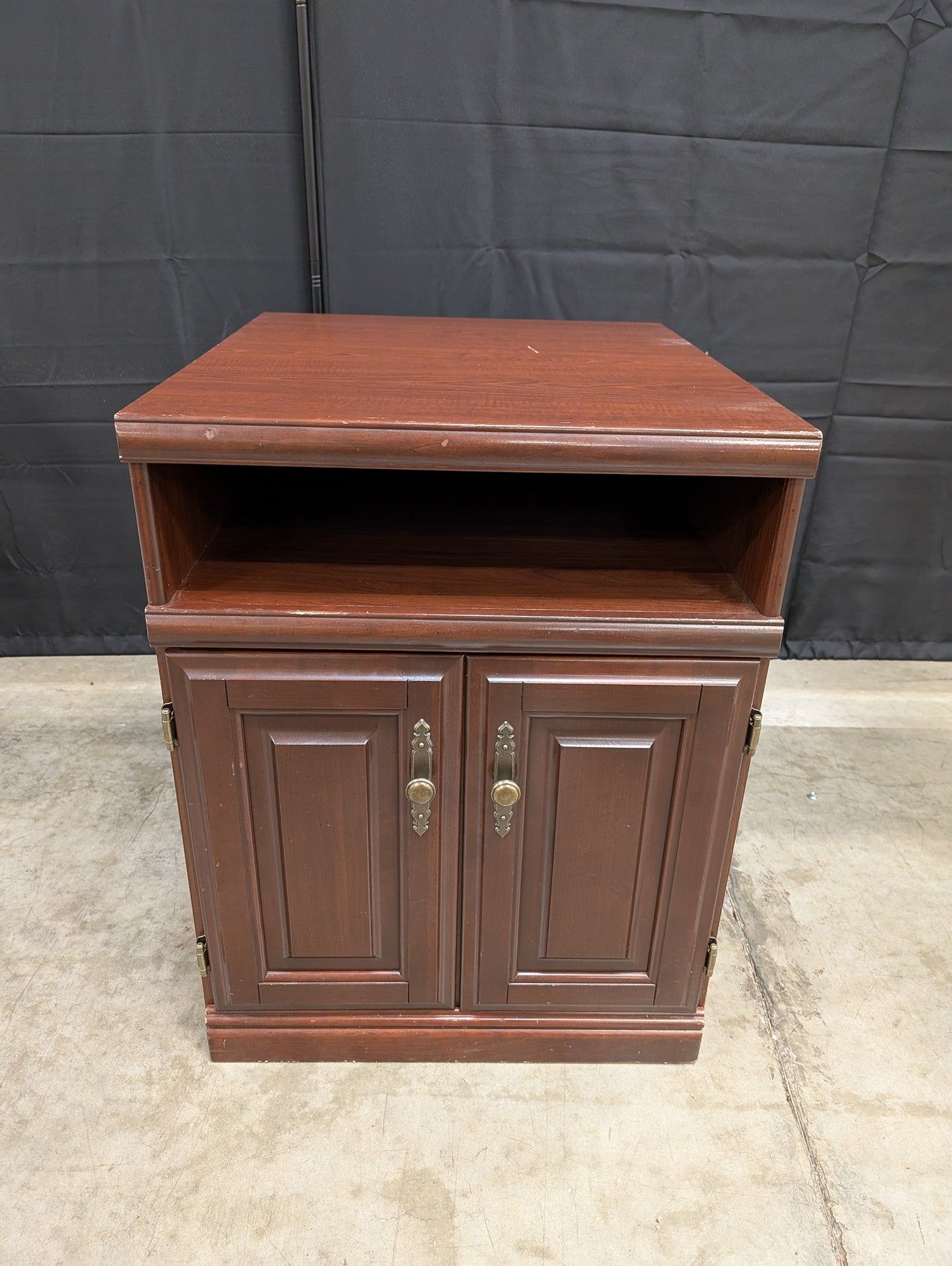 Traditional Dark Wood Bedside Cabinet with Storage