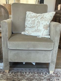 Set of 2 chairs