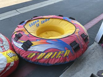 Pull tube for behind boat or seadoo 2 person
