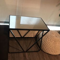 Minimalist Side Coffee Table 