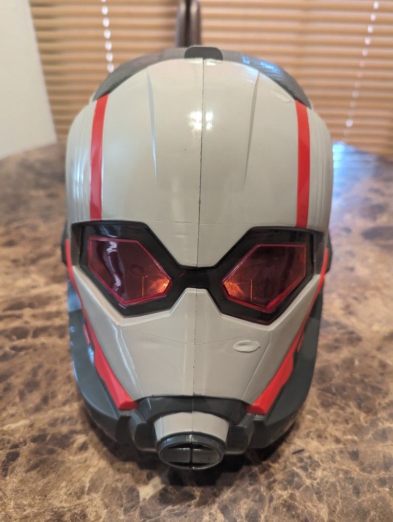 MARVEL ANT MAN AND THE WASP QUANTUMANIA LIGHT UP THEATER POPCORN BUCKET