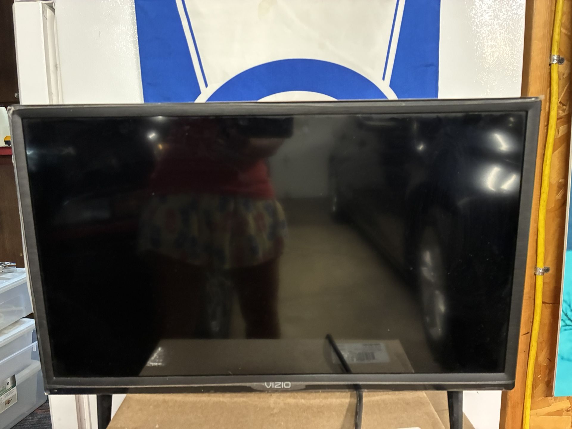 25” Smart TV