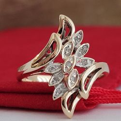 ❤️10k Size 6 Precious Solid Yellow Gold Genuine Diamonds Ring!/ Anillo de Oro con Diamantes Genuinos! 👌🎁Post Tags: 10k 14k