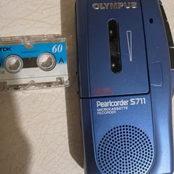 Olympus Pearlcorder S711 Microcassette Recorder.
