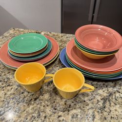 Huge Lot 1940s Vintage Homer Laughlin Harlequin Dishes Plates Saucer Cups