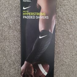 NIKE Pro Hyperstrong Padded Shivers