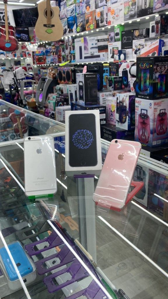 iPhone 6S 32gb Unlocked 