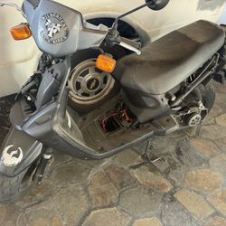 2004 Yamaha Zuma Scooter Project ( All Complete ) Read Add First 