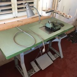 Yamato Overlock sewing machine